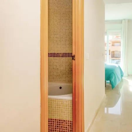 Appartamento Awesome In With House Sea View Manilva